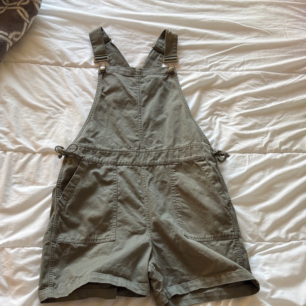 Toad and Co Green Overalls Shorts